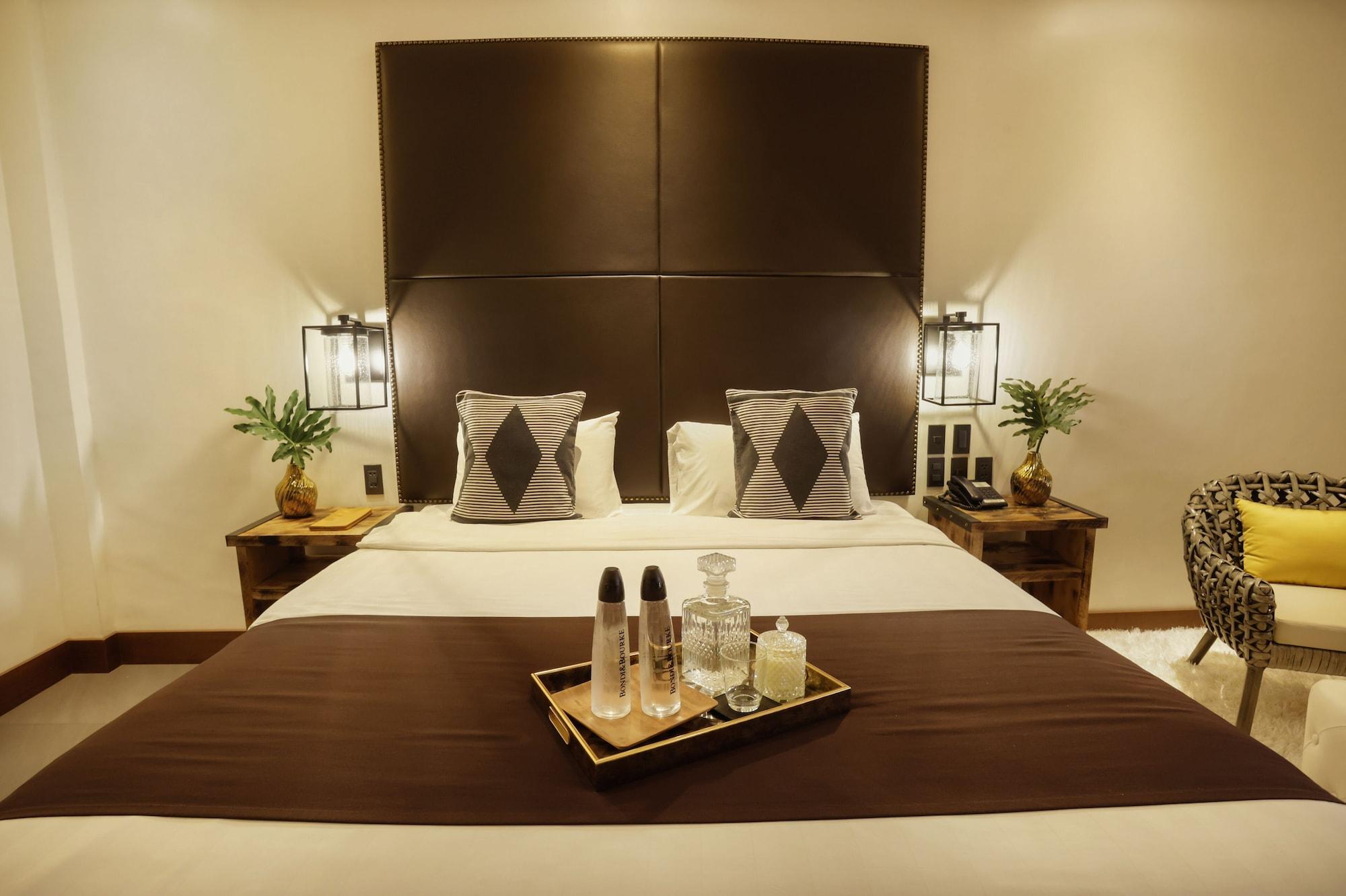 The Bourke 3*